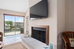 Large Flat Screen Smart Tv - Living Room 